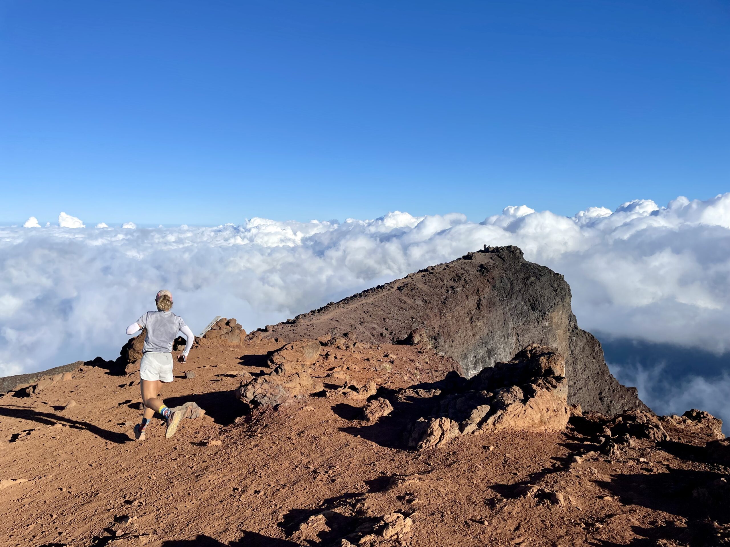 Lire la suite à propos de l’article Traversée de l’île de la Réunion : Le GRR2 en 8 jours
